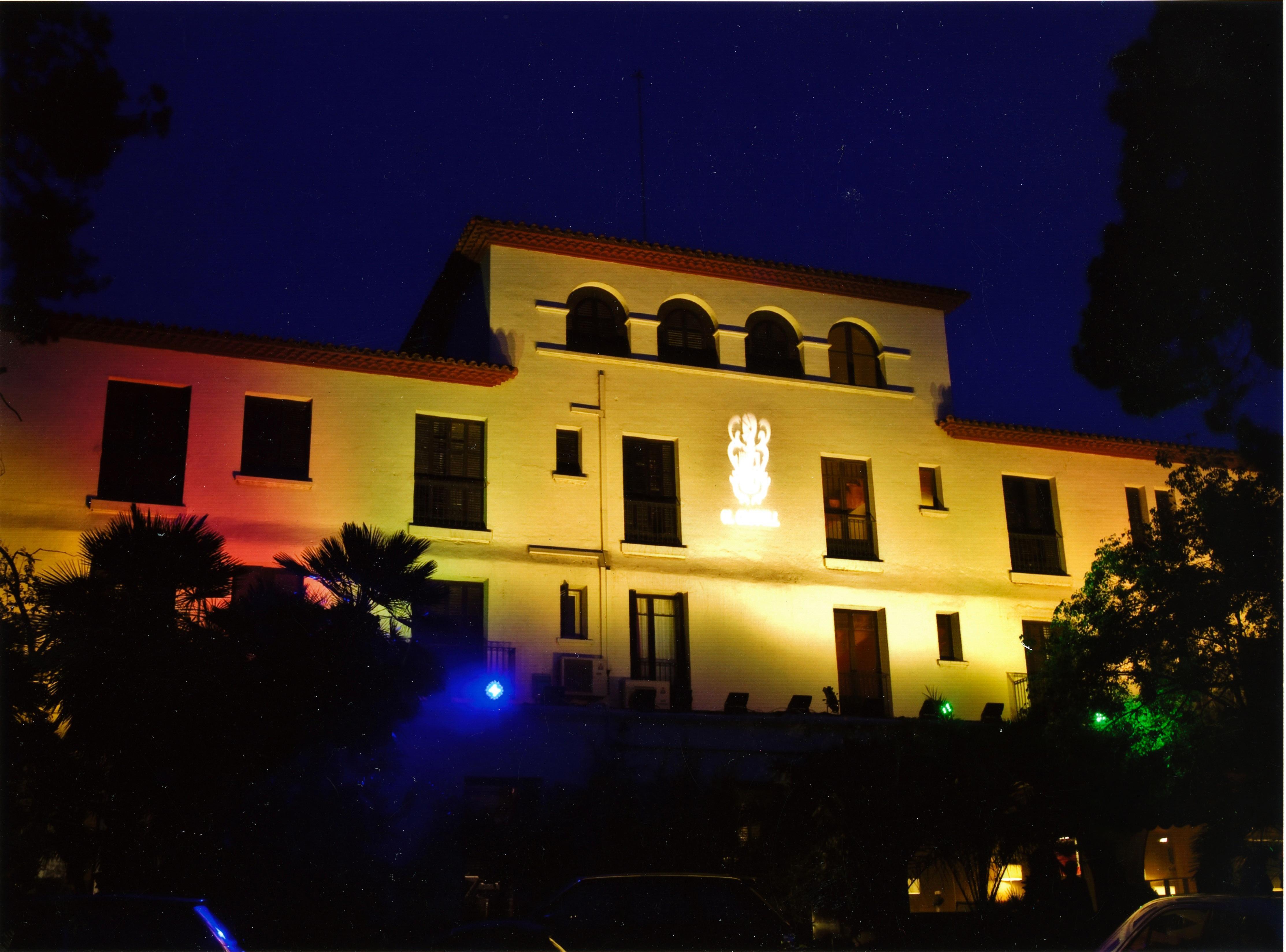 Hotel El Castell Sant Boi de Llobregat Exterior foto